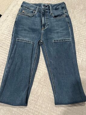 Twenty Dark Blue High-Rise Cropped Patch Jeans